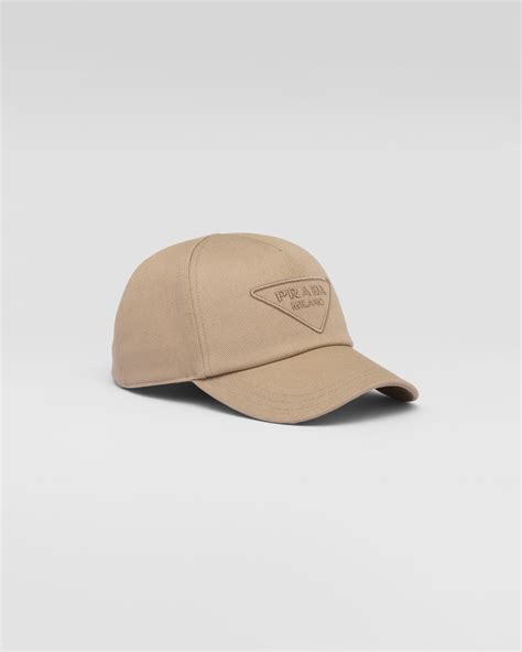 Sombreros y gorras Prada para hombre — FARFETCH.